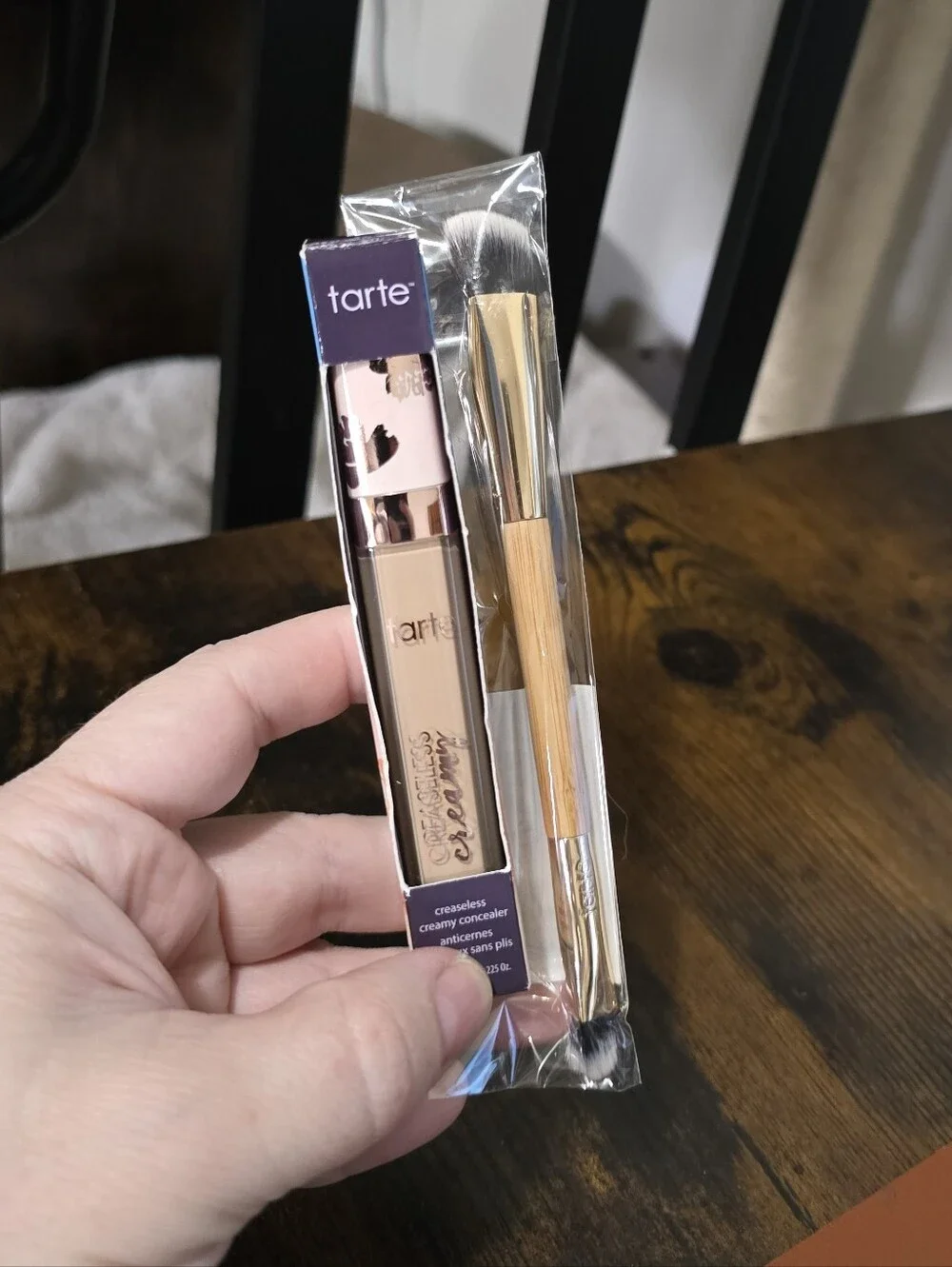 Tarte Creaseless Creamy Concealer + Brush duo